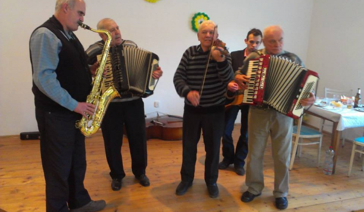 15. fotografia fotogalérie Zabíjačka v Nižnej Olšave